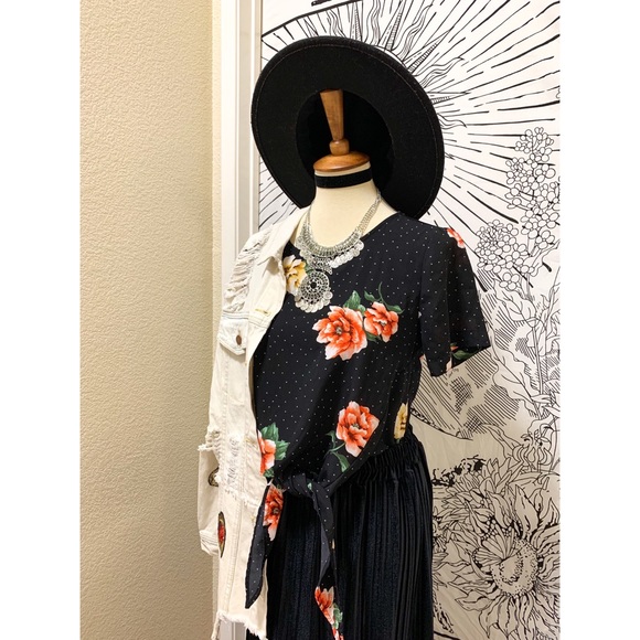 🌈 Amazing flower polka dot top - Picture 10 of 11